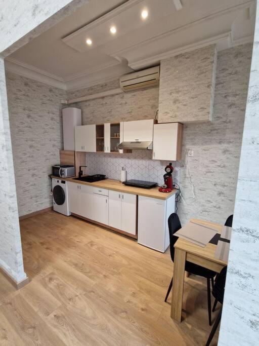 Appartement Au Coeur De La Ville Chalon-sur-Saône Eksteriør bilde